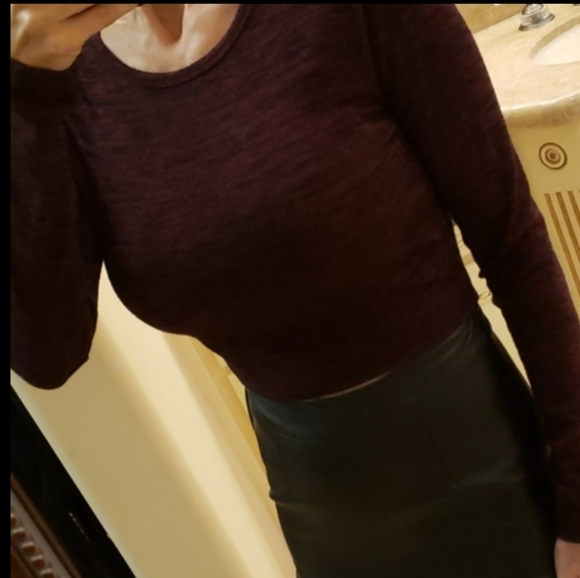 Forever 21 long-sleeved cropped knit top, S - Picture 4 of 16